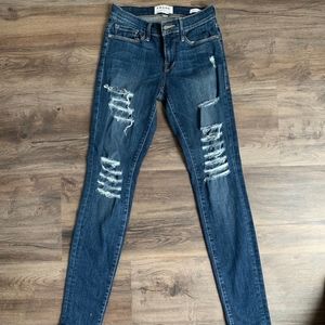 Frame Le Skinny De Jeanne